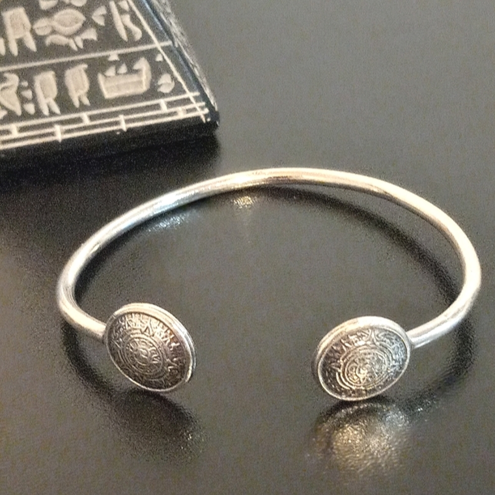 Sterling Aztec calender cuff - Picture 9 of 15